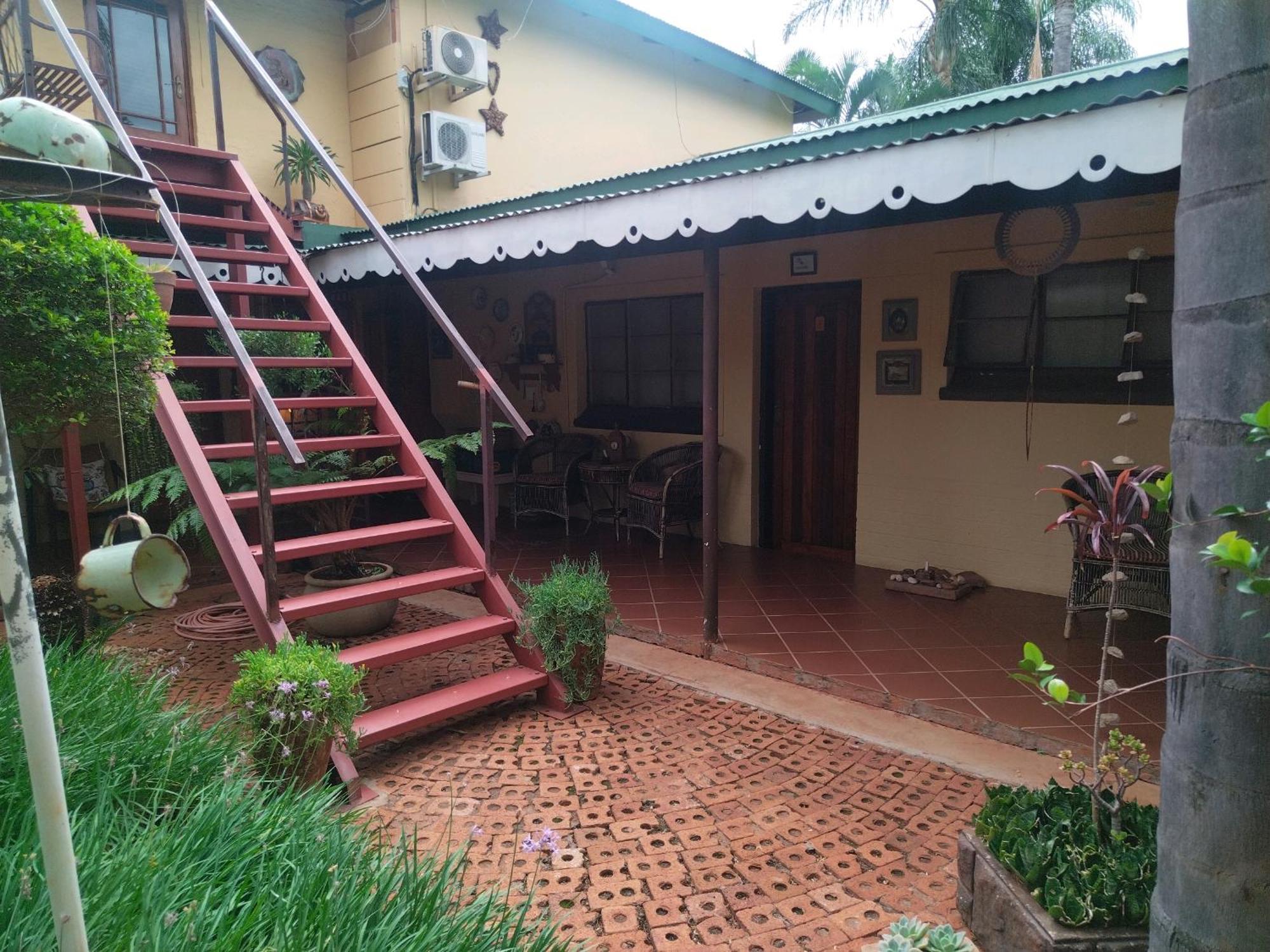 Africas Eden Guesthouse Mookgophong Exterior photo