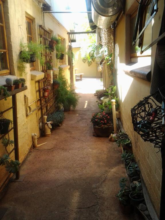 Africas Eden Guesthouse Mookgophong Exterior photo